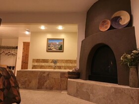 Slot Canyons Inn