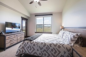 All Seasons Getaway by Casago