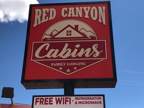 Red Canyon Cabins