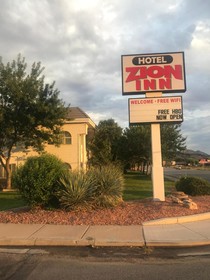 Hotel Zion Inn