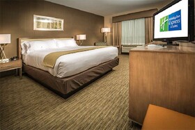 Holiday Inn Express & Suites Murray