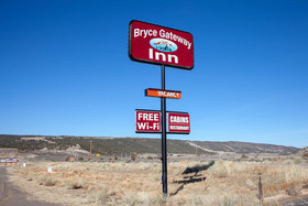 Bryce Gateway Cabins