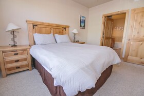 Fox Pointe at Redstone by Lespri Management
