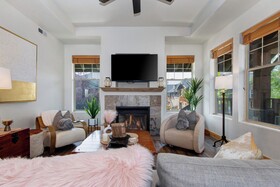 Fox Pointe at Redstone by Lespri Management
