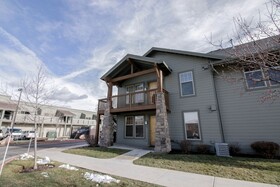Fox Pointe at Redstone by Lespri Management