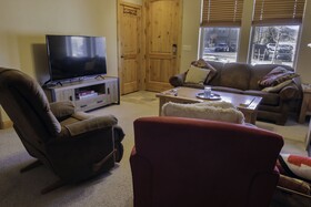 Fox Pointe at Redstone by Lespri Management