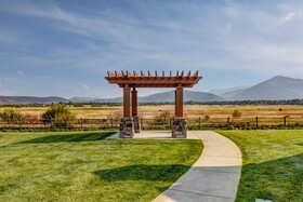 Fox Pointe at Redstone by Lespri Management