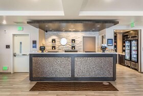 Comfort Inn & Suites Salt Lake City Airport