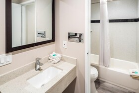 Red Roof Inn St. George