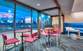 Tru by Hilton St George