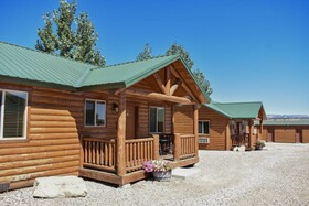 Bryce Country Cabins