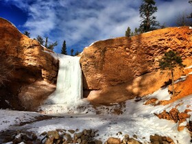 Red Ledges Inn