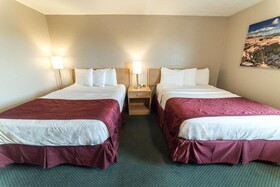 Red Ledges Inn