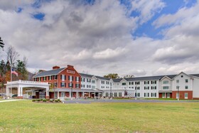 Hampton Inn & Suites Manchester