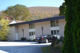Toll Road Inn