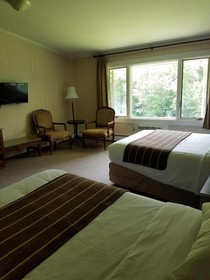 Toll Road Inn