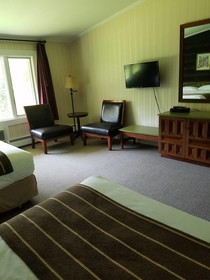 Toll Road Inn
