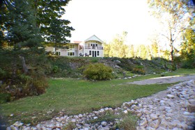 Toll Road Inn