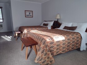 The Lodge at West River