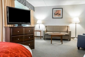 Comfort Suites