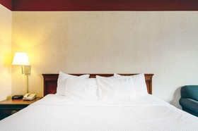 Holiday Inn Express South Burlington Downtown