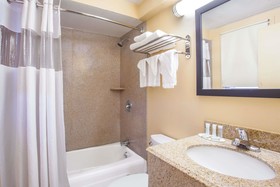 Travelodge by Wyndham South Burlington