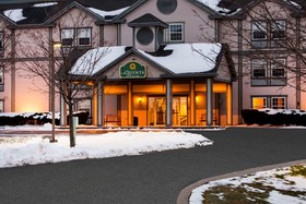 Holiday Inn Express St. Albans