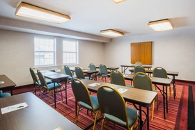 Holiday Inn Express St. Albans