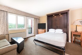 Grand Summit Hotel & Conference Center
