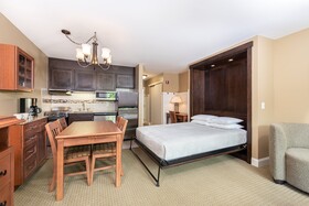 Grand Summit Hotel & Conference Center