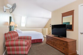 Grand Summit Hotel & Conference Center