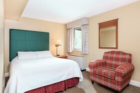 Grand Summit Hotel & Conference Center