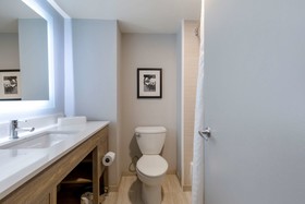 Comfort Inn & Suites Alexandria Van Dorn Street