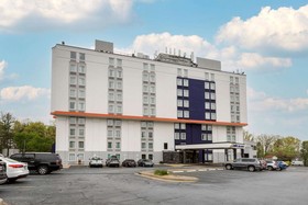 Comfort Inn & Suites Alexandria Van Dorn Street