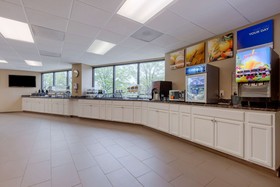 Comfort Inn & Suites Alexandria Van Dorn Street