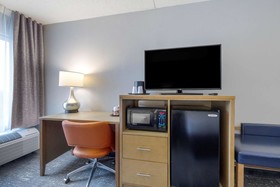 Comfort Inn & Suites Alexandria Van Dorn Street