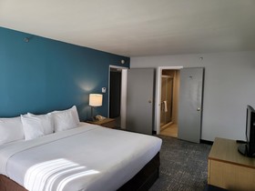 Comfort Inn & Suites Alexandria Van Dorn Street