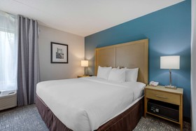 Comfort Inn & Suites Alexandria Van Dorn Street