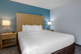 Comfort Inn & Suites Alexandria Van Dorn Street