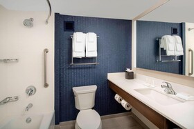Fairfield Inn & Suites Alexandria West/Mark Center