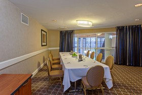 Hilton Alexandria Mark Center