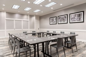 Hilton Alexandria Mark Center