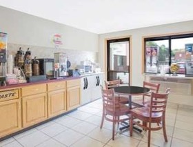 Super 8 by Wyndham Appomattox VA