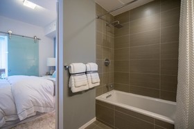 BOQ Lodging Apartments In Rosslyn