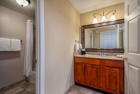 Clarion Collection Arlington Court Suites