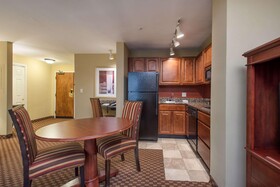 Clarion Collection Arlington Court Suites