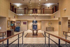 Clarion Collection Arlington Court Suites