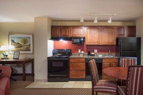 Clarion Collection Arlington Court Suites
