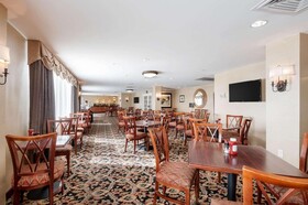 Clarion Collection Arlington Court Suites