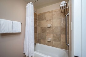 Clarion Collection Arlington Court Suites